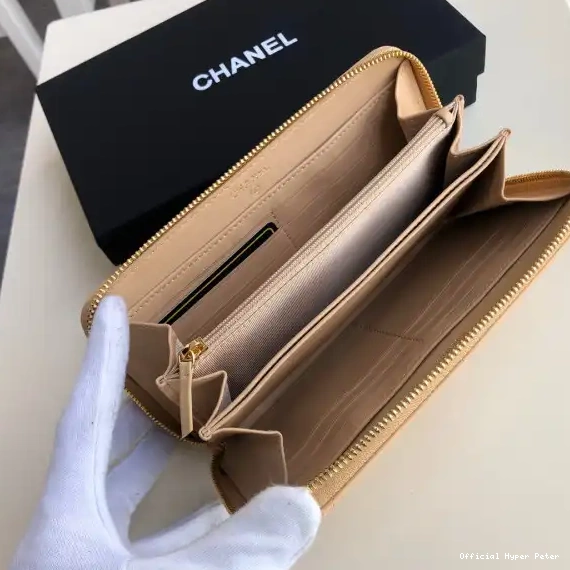 Hyper Peter CHANEL WALLET ZIPPED 19 0512